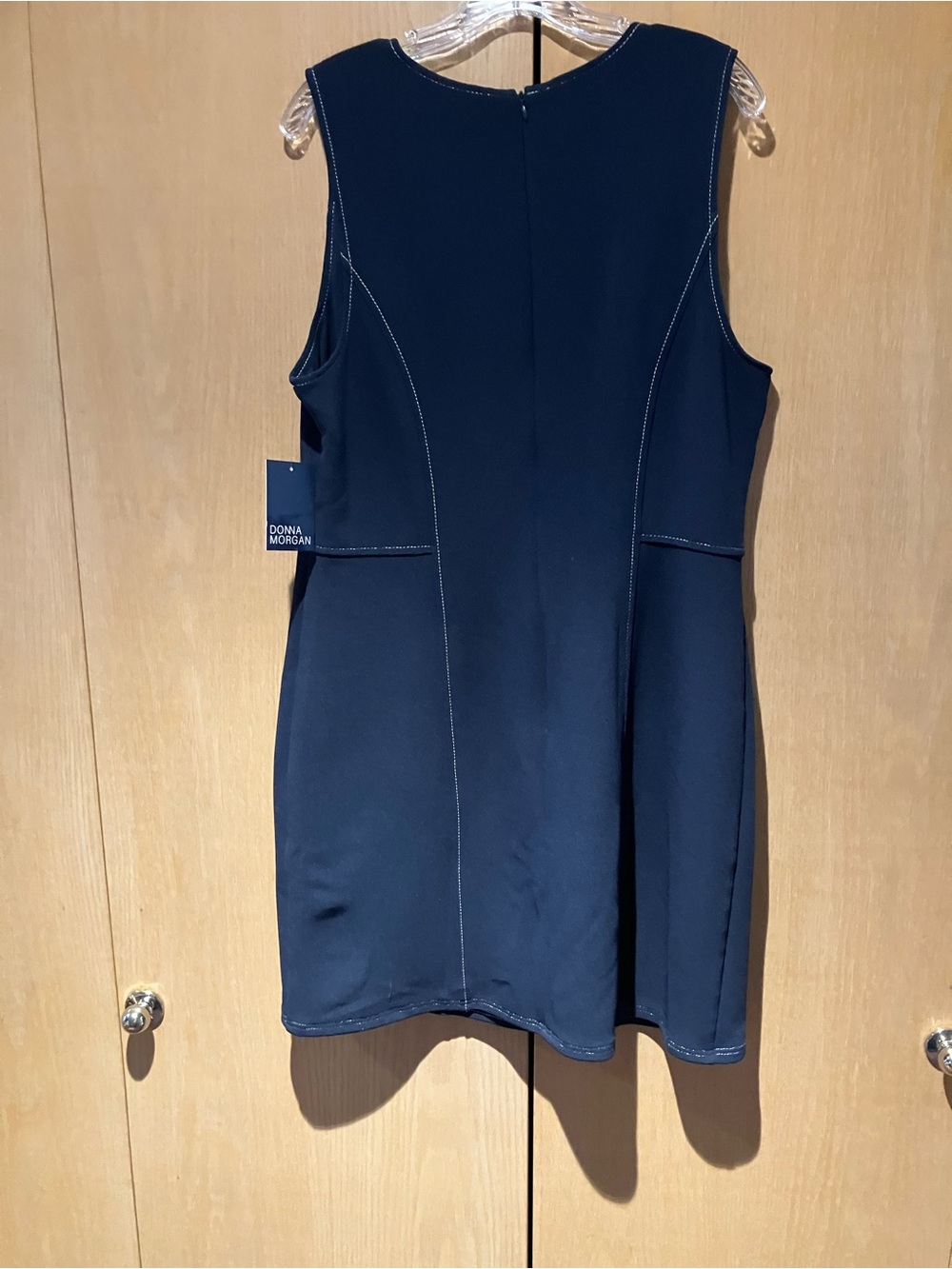 Donna Morgan Navy Sleeveless Shift Dress with Contrast Stitching